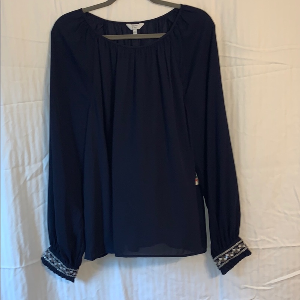 Navy Crown & Ivy top